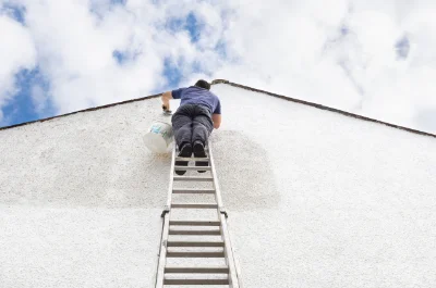 Peinture extérieure à Creissan — façades et ravalement